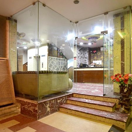 Hotel Metro Jaipur Bagian luar foto