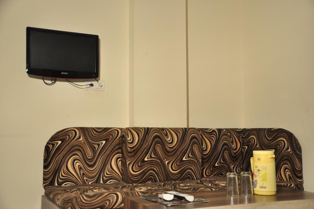 Hotel Metro Jaipur Bagian luar foto