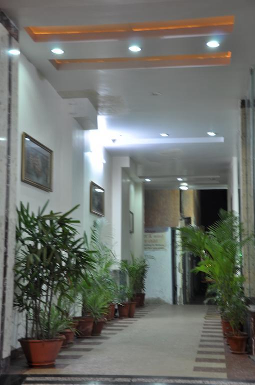 Hotel Metro Jaipur Bagian luar foto