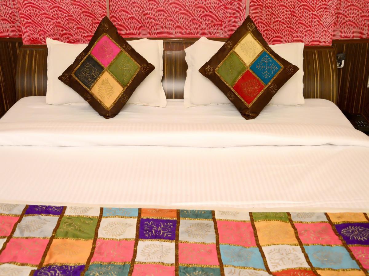 Hotel Metro Jaipur Bagian luar foto