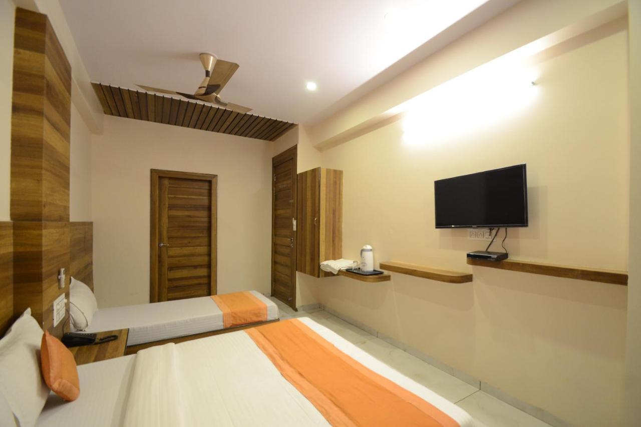 Hotel Metro Jaipur Bagian luar foto